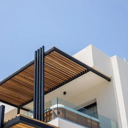 Hotel apartamentowy Nόka